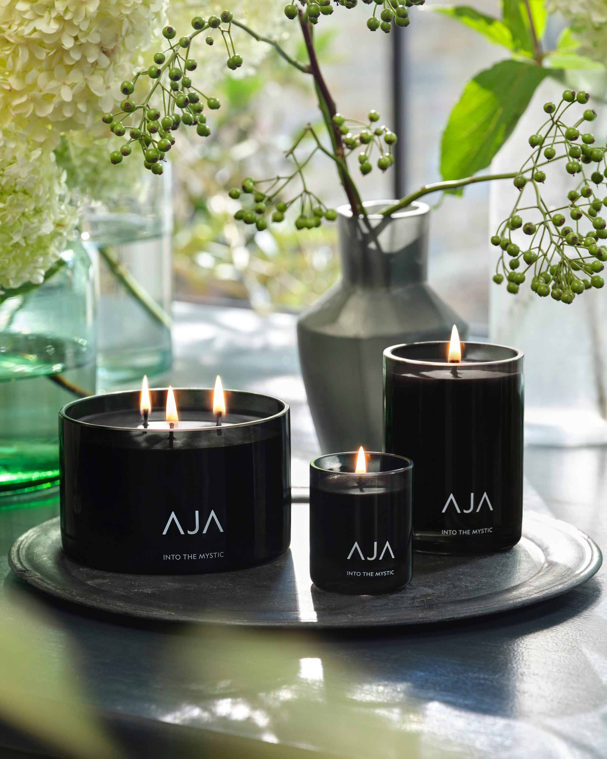 Into The Mystic Single Wick Candle - Black