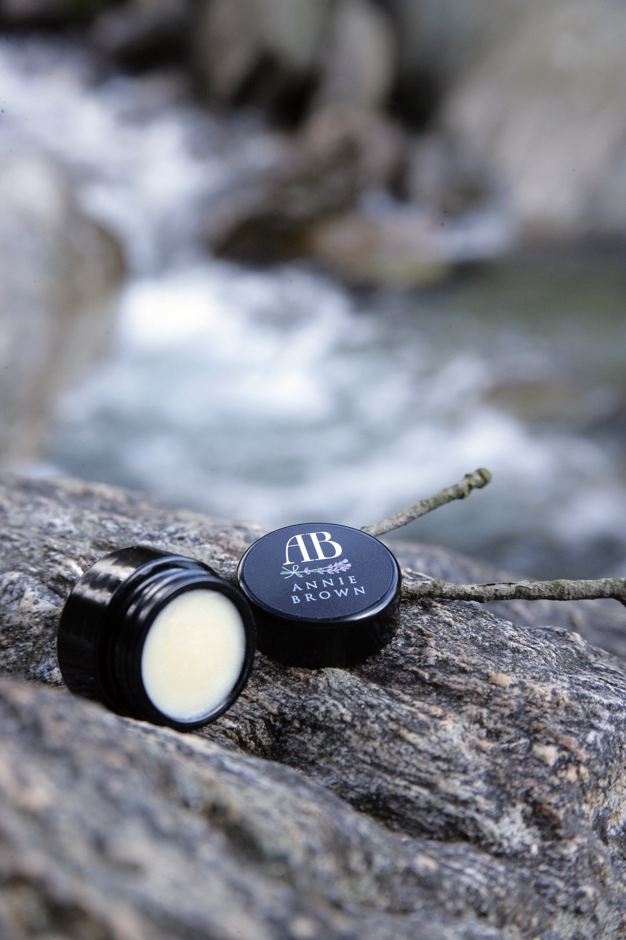 Lip Moisturiser 32 – Deeply Nourishing Lip Balm (10ml) by Annie Brown